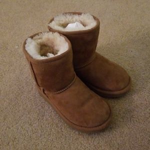 Toddler Uggs size 11